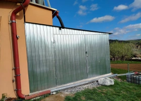 Garagen aus verzinktem Blech					 62