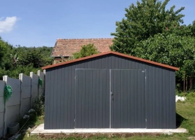 Garagen aus Acrylglas			 273