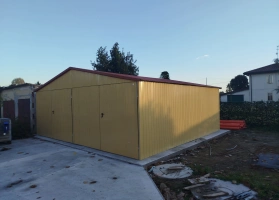 Garagen aus Acrylglas			 248