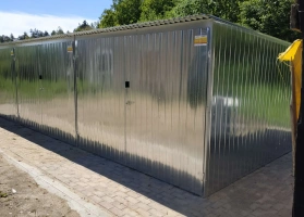 Garagen aus verzinktem Blech					 8