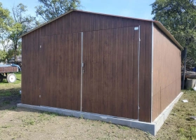 Garagen aus Acrylglas			 110