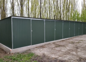 Garagen aus Acrylglas			 203