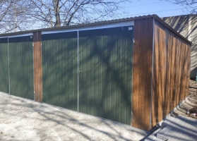 Garagen aus Acrylglas			 68