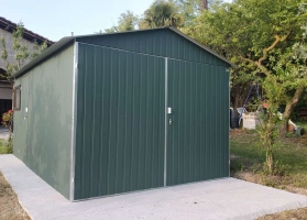 Garagen aus Acrylglas			 85