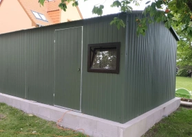 Garagen aus Acrylglas			 56