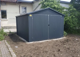 Garagen aus Acrylglas			 25