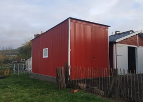 Garagen aus Acrylglas			 181