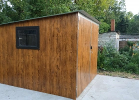 Garagen aus Acrylglas			 52