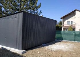 Garagen aus Acrylglas			 69