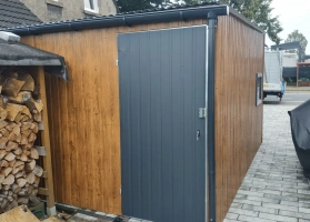 Garagen aus Acrylglas			 162