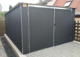 Garagen aus Acrylglas			 51