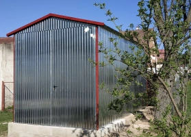 Garagen aus verzinktem Blech					 5