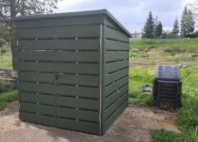 Mülltonnenhäuser 130