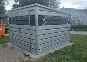 Mülltonnenhäuser 196