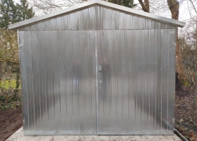 Garagen aus verzinktem Blech					 67