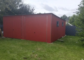 Garagen aus Acrylglas			 173