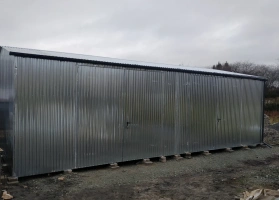 Garagen aus verzinktem Blech					 56