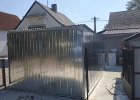 Garagen aus verzinktem Blech					 12