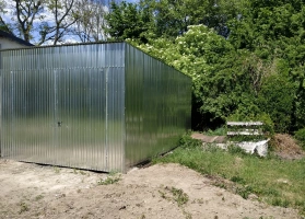 Garagen aus verzinktem Blech					 58