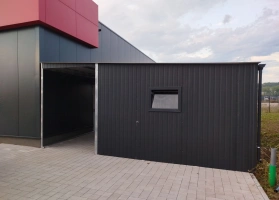 Garagen aus Acrylglas			 241