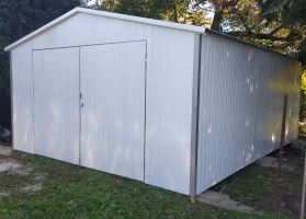 Garagen aus Acrylglas			 113