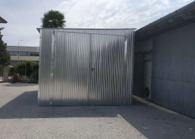 Garagen aus verzinktem Blech					 15