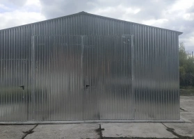 Garagen aus verzinktem Blech					 50