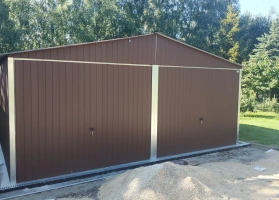 Garagen aus Acrylglas			 166