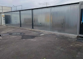 Garagen aus verzinktem Blech					 71