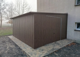 Garagen aus Acrylglas			 233