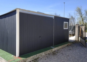 Garagen aus Acrylglas			 238