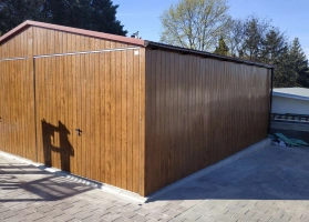 Garagen aus Acrylglas			 72