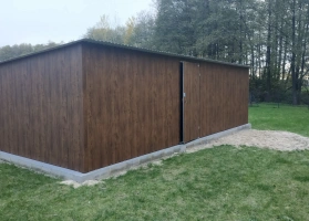 Garagen aus Acrylglas			 184