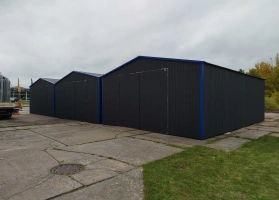 Garagen aus Acrylglas			 285