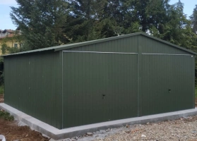 Garagen aus Acrylglas			 29