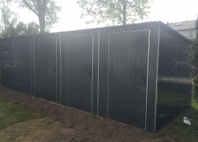 Garagen aus Acrylglas			 78