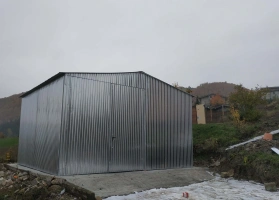 Garagen aus verzinktem Blech					 35