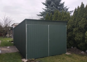 Garagen aus Acrylglas			 132