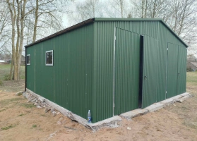 Garagen aus Acrylglas			 258