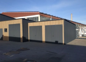 Garagen aus Acrylglas			 292