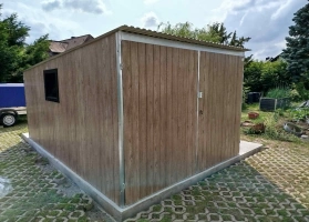 Garagen aus Acrylglas			 270