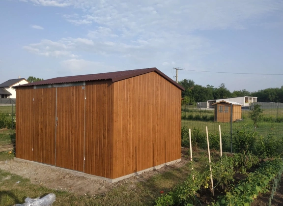 Garagen aus Acrylglas			 98