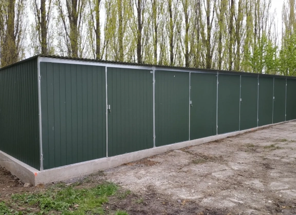 Garagen aus Acrylglas			 202