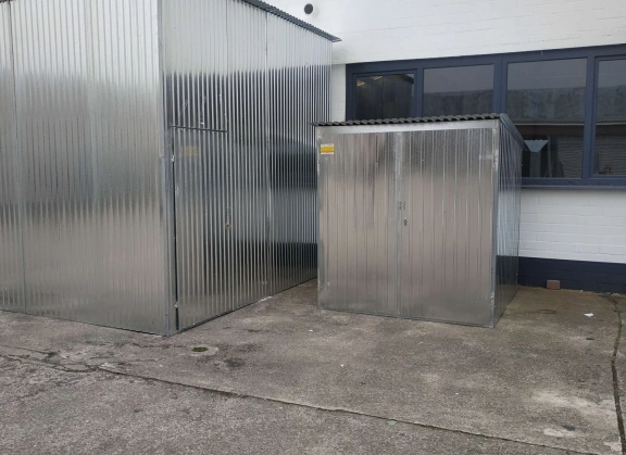 Garagen aus verzinktem Blech					 2