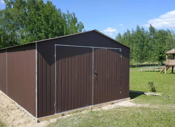 Garagen aus Acrylglas			 20