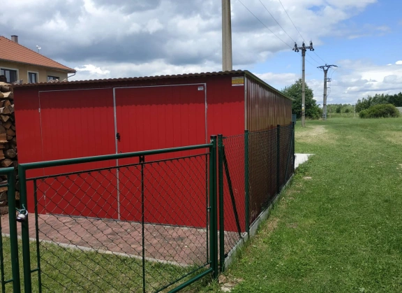 Garagen aus Acrylglas			 55